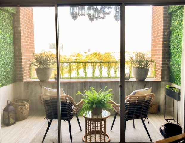 14 Lockwood Drive 3b, Charleston, SC 29401