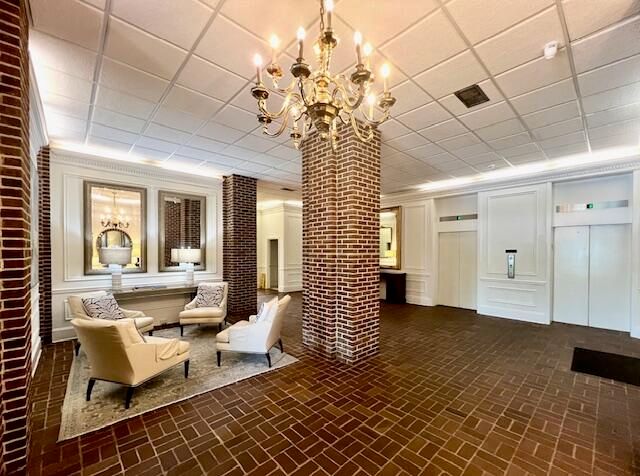 14 Lockwood Drive 3b, Charleston, SC 29401