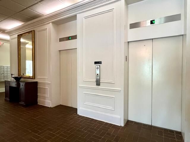 14 Lockwood Drive 3b, Charleston, SC 29401