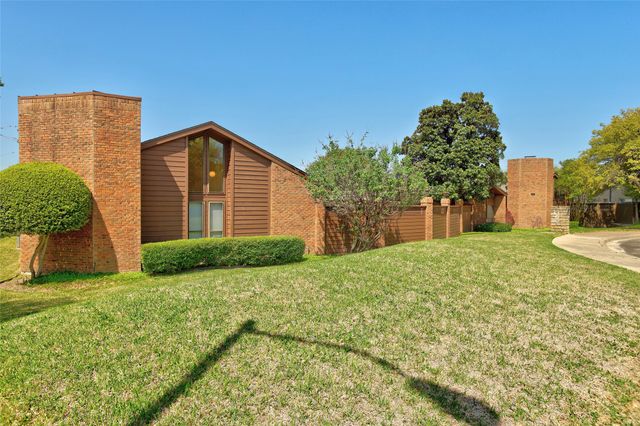 9419 Viewside Drive, Dallas, TX 75231