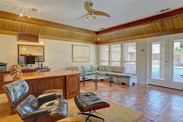 9419 Viewside Drive, Dallas, TX 75231