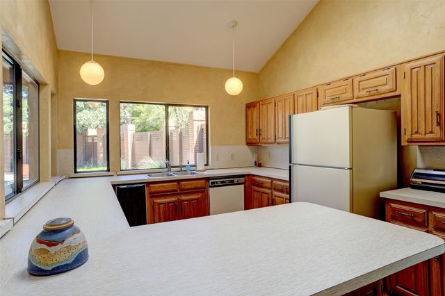 9419 Viewside Drive, Dallas, TX 75231