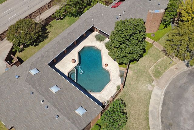 9419 Viewside Drive, Dallas, TX 75231