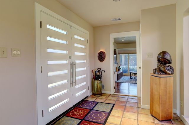 9419 Viewside Drive, Dallas, TX 75231