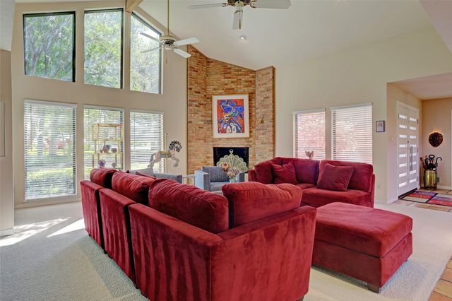 9419 Viewside Drive, Dallas, TX 75231