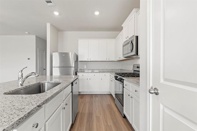 8915 New Jade Drive, Iowa Colony, TX 77583