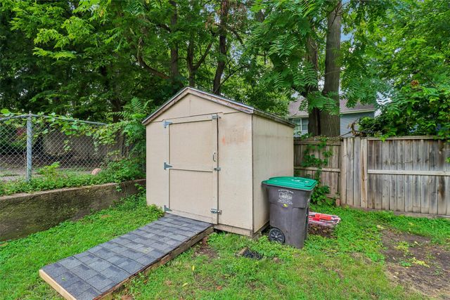 1804 21st Street, Des Moines, IA 50310