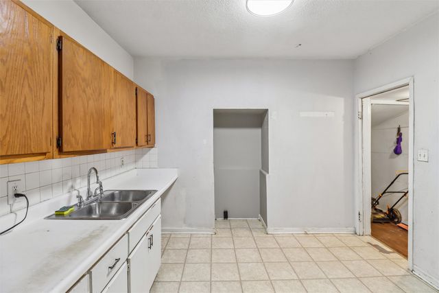 1804 21st Street, Des Moines, IA 50310