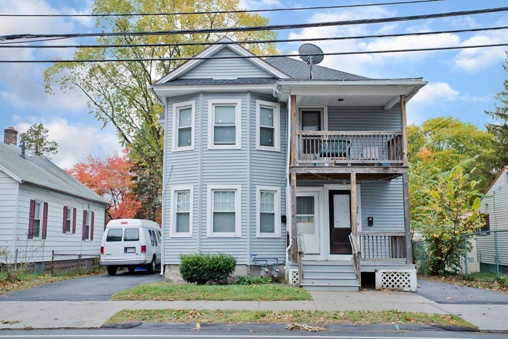 596-598 Newbury St, Springfield, MA 01104