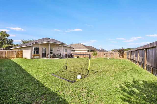21495 Forest Colony Drive, Porter, TX 77365