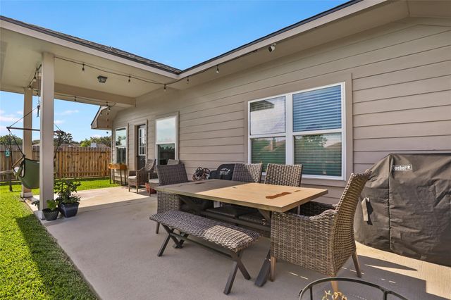 21495 Forest Colony Drive, Porter, TX 77365