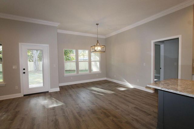 10 SE Hollywood Boulevard, Fort Walton Beach, FL 32548