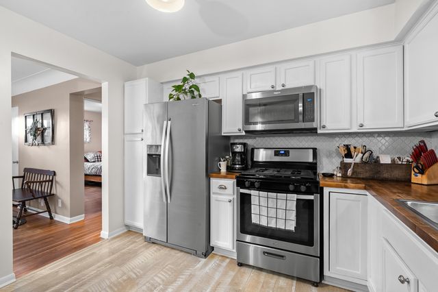 8027 Waylee Street, Portage City, MI 49002