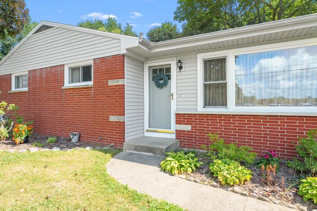 8027 Waylee Street, Portage City, MI 49002