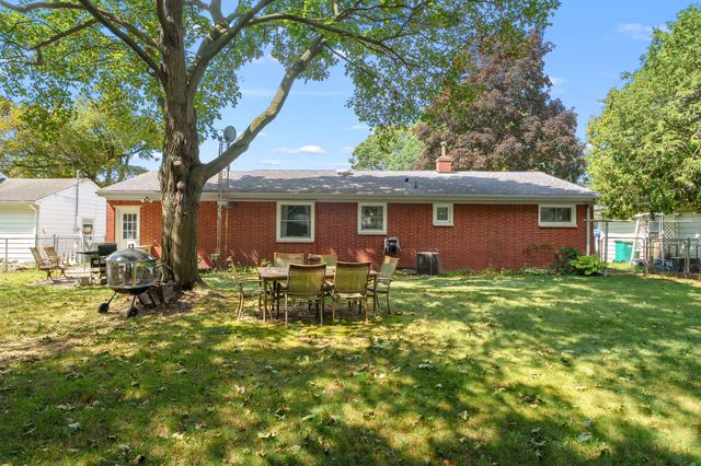 8027 Waylee Street, Portage City, MI 49002