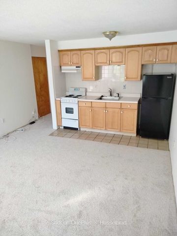 3 Summit Drive 24, Reading, MA 01867