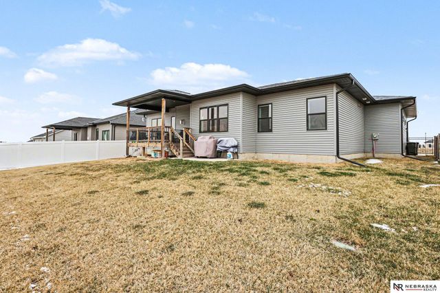 7641 Kallum Drive, Lincoln, NE 68516