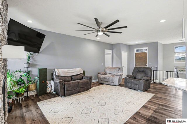 7641 Kallum Drive, Lincoln, NE 68516