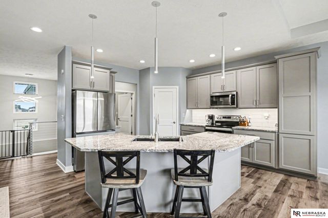 7641 Kallum Drive, Lincoln, NE 68516