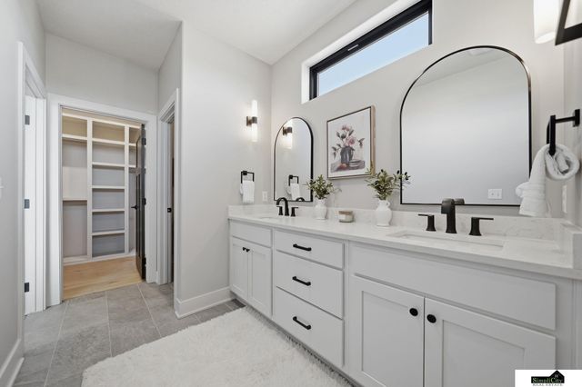 8811 Dragonfly Lane, Lincoln, NE 68526