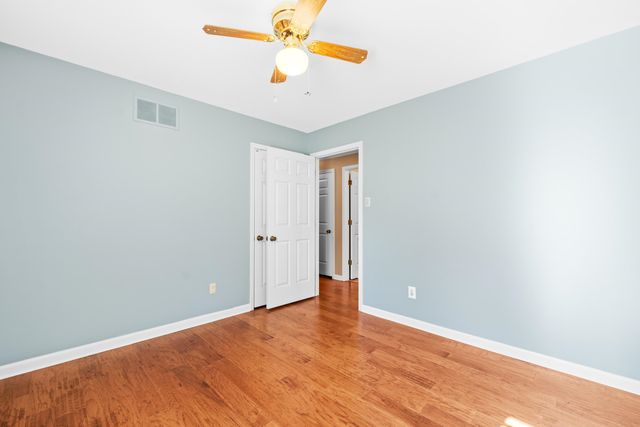 1751 MAGNOLIA TREE RD, Germantown, TN 38138