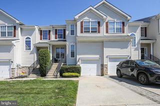 342 HUNTINGTON DR, Delran, NJ 08075