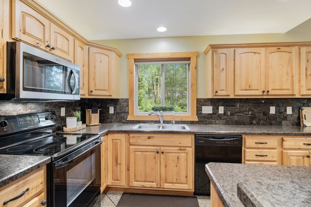 140 Patriots Way, Hoyt Lakes, MN 55750