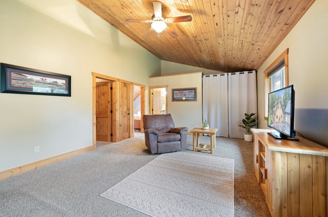 140 Patriots Way, Hoyt Lakes, MN 55750