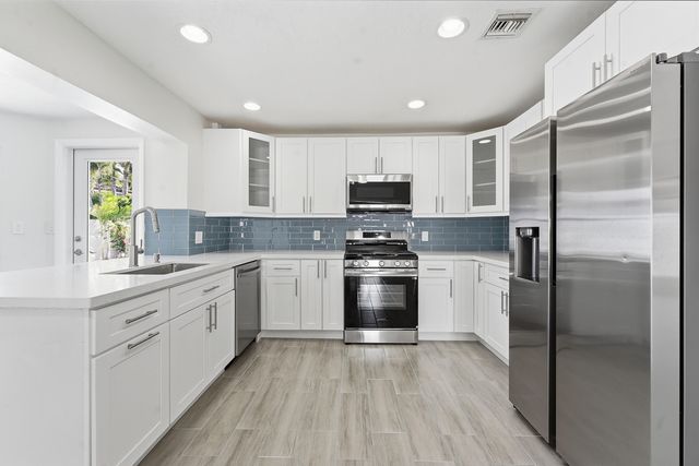 1641 NE 56th Court, Fort Lauderdale, FL 33334