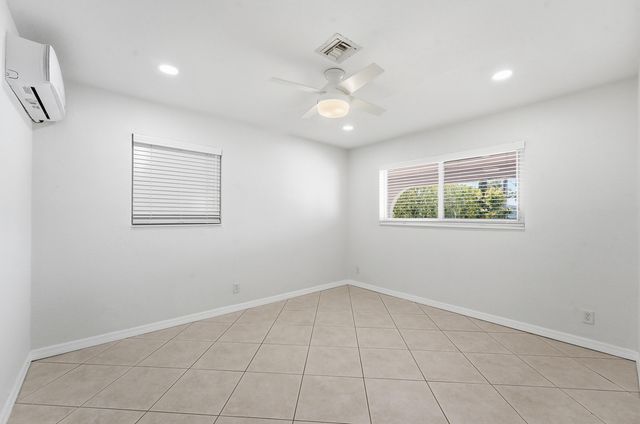 1641 NE 56th Court, Fort Lauderdale, FL 33334