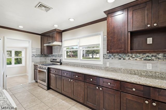 4 Rachel Ter, Piscataway Twp., NJ 08854