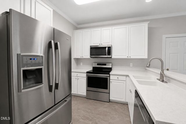 2002 Charlion Downs Lane, Apex, NC 27502