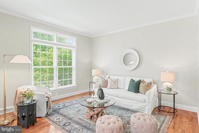 7 THICKET LN, Lancaster, PA 17602