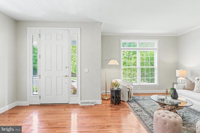 7 THICKET LN, Lancaster, PA 17602