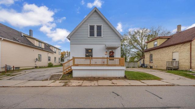 1603 Martin AVENUE, Sheboygan, WI 53083