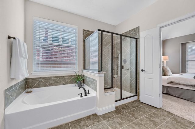 3658 Rosewood Drive, Denison, TX 75020