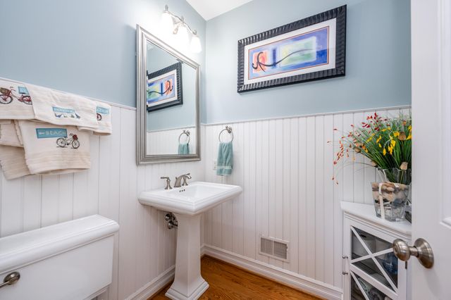 8568 Lake Avenue, Watervliet, MI 49098