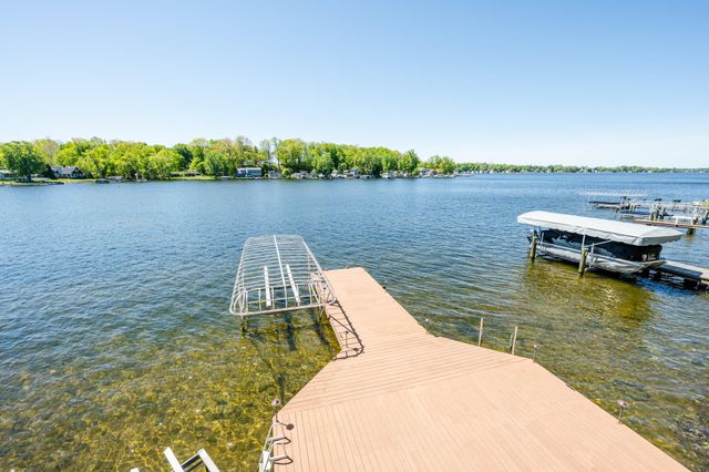 8568 Lake Avenue, Watervliet, MI 49098