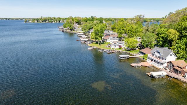 8568 Lake Avenue, Watervliet, MI 49098