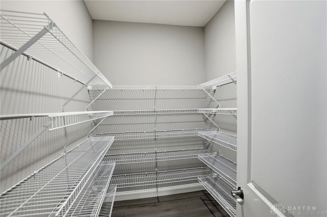 889 Reeder Circle, Dayton, OH 45458