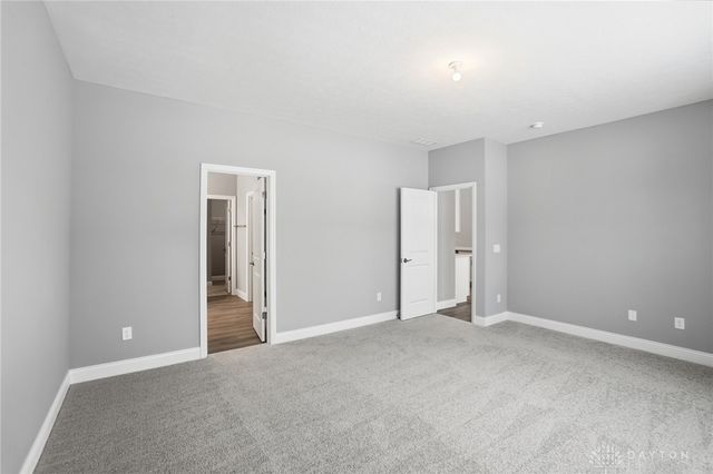 889 Reeder Circle, Dayton, OH 45458