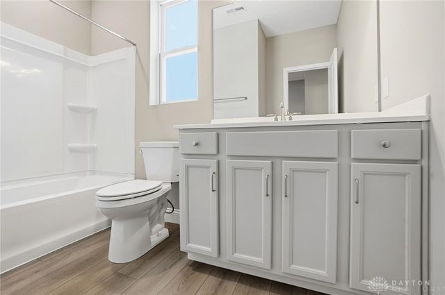 889 Reeder Circle, Dayton, OH 45458