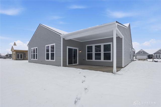 889 Reeder Circle, Dayton, OH 45458