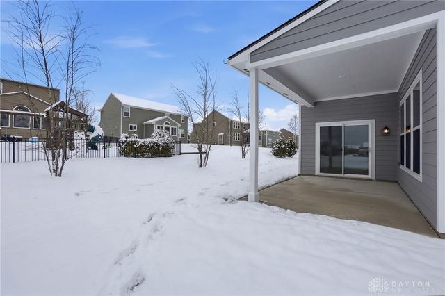 889 Reeder Circle, Dayton, OH 45458