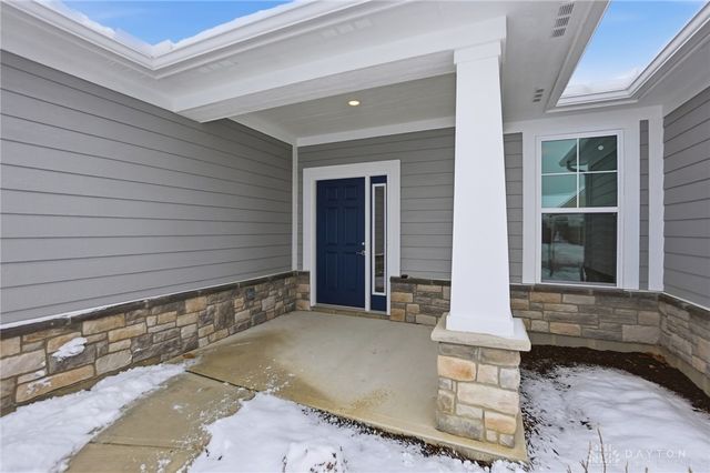 889 Reeder Circle, Dayton, OH 45458