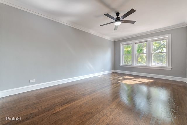 5148 N Monitor Avenue 301, Chicago, IL 60630