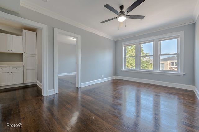 5148 N Monitor Avenue 301, Chicago, IL 60630