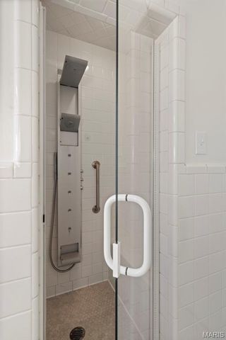 6027 Guilford Place, St Louis, MO 63109