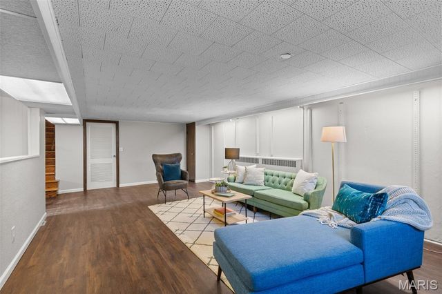 6027 Guilford Place, St Louis, MO 63109