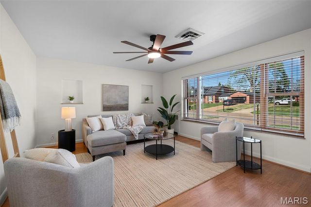 6027 Guilford Place, St Louis, MO 63109